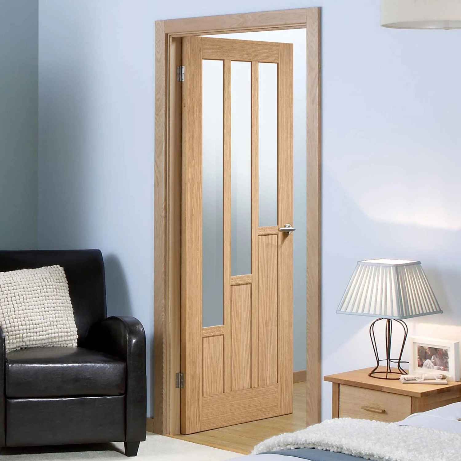 Coventry Contemporary Oak Internal Door - Clear Glass - Prefinished 1 Coventry Contemporary Oak Internal Door - Clear Glass - Prefinished