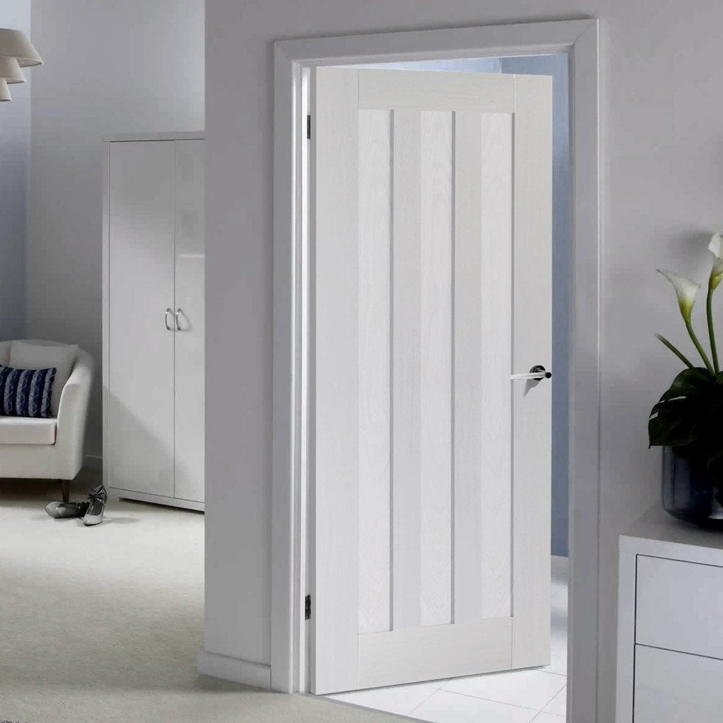 Idaho 3 Panel Internal Door - White Primed 1 Idaho 3 Panel Internal Door - White Primed