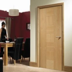 Catalonia Flush Oak Veneer Internal Door - Prefinished