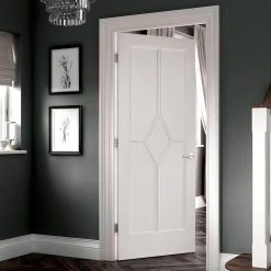 Reims Diamond 5 Panel Internal Door - White Primed